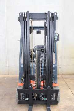 Wózki widłowe używane TOYOTA 8FBE16T ELEKTRO DREIRADFRONTSTAPLER (13065194)