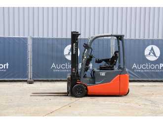 Wózki widłowe używane TOYOTA 8FBE16T ELEKTRO VIERRADFRONTSTAPLER (13063416)