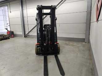 Wózki widłowe używane TOYOTA 8FBE20T ELEKTRO VIERRADFRONTSTAPLER (12891156)