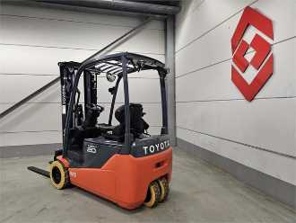 Wózki widłowe używane TOYOTA 8FBE20T ELEKTRO VIERRADFRONTSTAPLER (12891156)