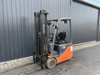 Wózki widłowe używane TOYOTA 8FBET15 ELEKTRO DREIRADFRONTSTAPLER (13039818) backdrop