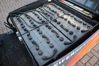 Wózki widłowe używane TOYOTA 8FBM20T ELEKTRO VIERRADFRONTSTAPLER (12925250)