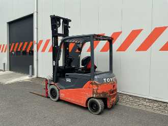 Wózki widłowe używane TOYOTA 8FBMT35 ELEKTRO VIERRADFRONTSTAPLER (13050028)