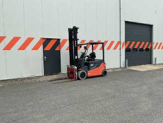 Wózki widłowe używane TOYOTA 8FBMT35 ELEKTRO VIERRADFRONTSTAPLER (13050028)