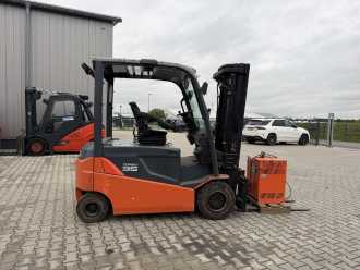 Wózki widłowe używane TOYOTA 8FBMT35 ELEKTRO VIERRADFRONTSTAPLER (13075631)