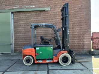 Wózki widłowe używane TOYOTA 8FBMT50 ELEKTRO VIERRADFRONTSTAPLER (12987759)