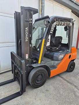 Wózki widłowe używane TOYOTA 8FDF25 DIESEL WEITERE (13025279)