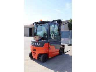 Wózki widłowe używane TOYOTA 9FBM30T ELEKTRO VIERRADFRONTSTAPLER (13062932)