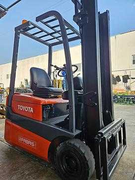 Wózki widłowe używane TOYOTA FBESF15 ELEKTRO DREIRADFRONTSTAPLER (13051266)