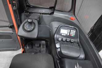 Wózki widłowe używane TOYOTA RRE 160 CC /54561/ ELEKTRO SCHUBMASTSTAPLER (12957446)