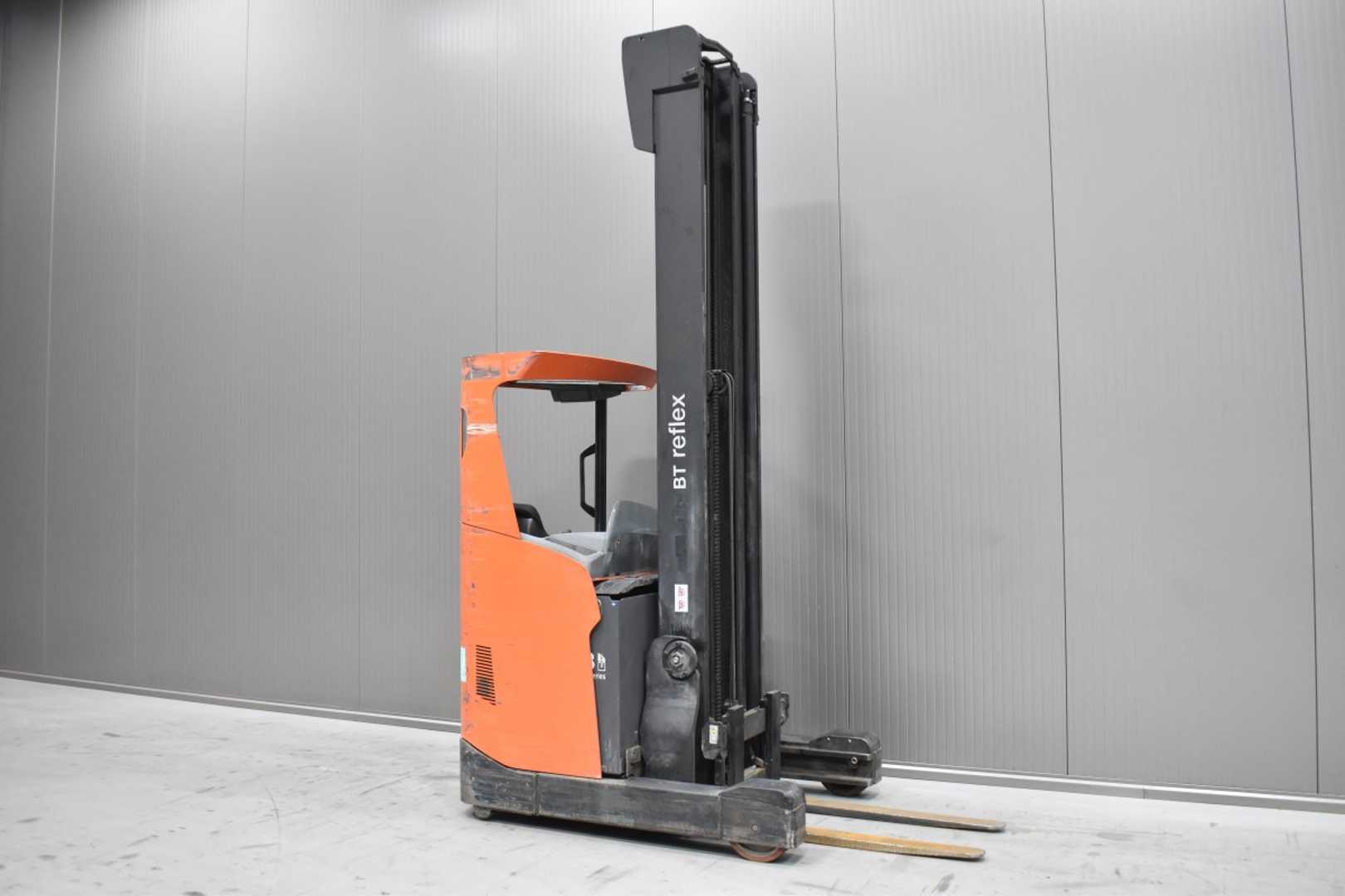 Wózki widłowe używane TOYOTA RRE 160 H /59022/ ELEKTRO SCHUBMASTSTAPLER (13074780)