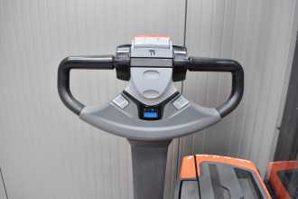 Wózki widłowe używane TOYOTA SWE 120 /57605/ ELEKTRO HOCHHUBKOMMISSIONIERER (13039653)