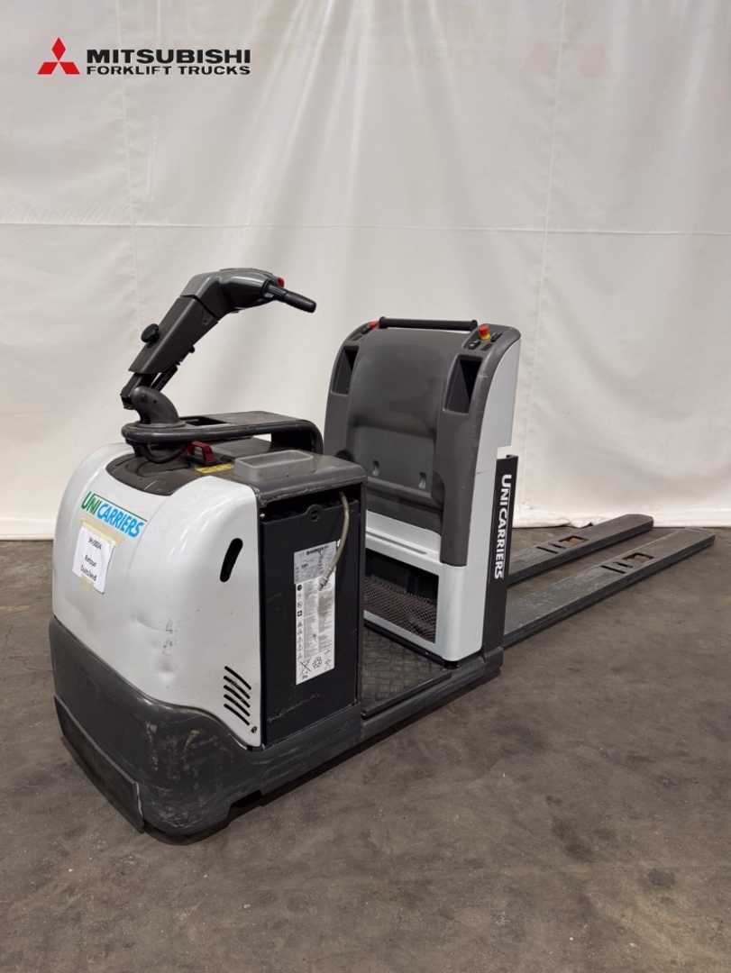 Wózki widłowe używane UNICARRIERS PPD250 - 1.100 Std. - Plattformhub 950mm ELEKTRO NIEDERHUBKOMMISSIONIERER (12914689)