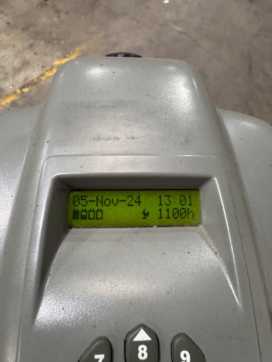 Wózki widłowe używane UNICARRIERS PPD250 - 1.100 Std. - Plattformhub 950mm ELEKTRO NIEDERHUBKOMMISSIONIERER (12914689)