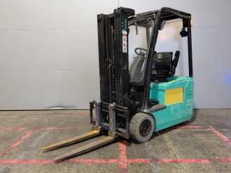 Wózki widłowe używane YALE ERP16 ATF ELEKTRO DREIRADFRONTSTAPLER (13070992)