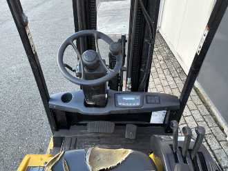 Wózki widłowe używane YALE ERP16 ELEKTRO DREIRADFRONTSTAPLER (13072387)