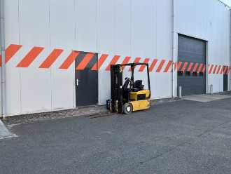 Wózki widłowe używane YALE ERP16 ELEKTRO DREIRADFRONTSTAPLER (13072387)