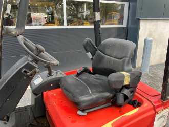 Wózki widłowe używane YALE ERP16ATF (SWB) E2380 ELEKTRO VIERRADFRONTSTAPLER (13049284)