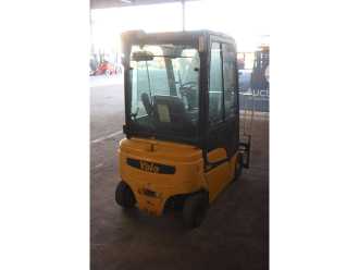 Wózki widłowe używane YALE ERP16VF ELEKTRO VIERRADFRONTSTAPLER (13039040)