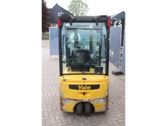 Wózki widłowe używane YALE ERP16VT ELEKTRO VIERRADFRONTSTAPLER (13041397)