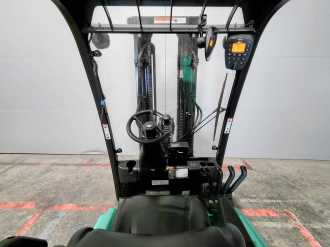 Wózki widłowe używane YALE ERP20VTLWB ELEKTRO DREIRADFRONTSTAPLER (13072145)