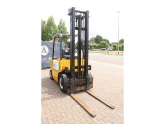 Wózki widłowe używane YALE GDP050RC DIESEL VIERRADFRONTSTAPLER (13059744)