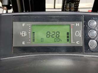 Wózki widłowe używane YALE GDP30MXE2195 DIESEL VIERRADFRONTSTAPLER (12991182)