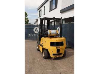 Wózki widłowe używane YALE GLP25-E2185 GAS VIERRADFRONTSTAPLER (13065058)