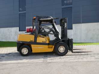 Wózki widłowe używane YALE GLP55MJ V2214 GAS VIERRADFRONTSTAPLER (12920292)