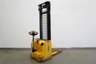 Wózki widłowe używane YALE MS12AC ELEKTRO HOCHHUBWAGENDEICHSEL (13012431) backdrop