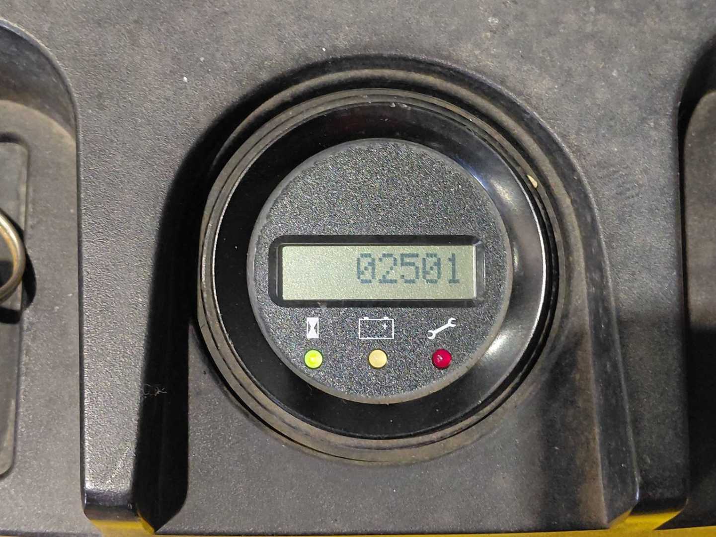 Wózki widłowe używane YALE MS12AC ELEKTRO HOCHHUBWAGENDEICHSEL (13071693)